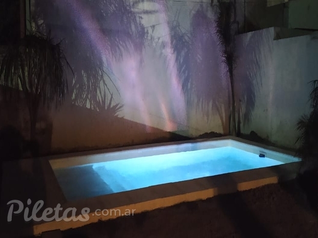 Piscina de fibra Iluminada