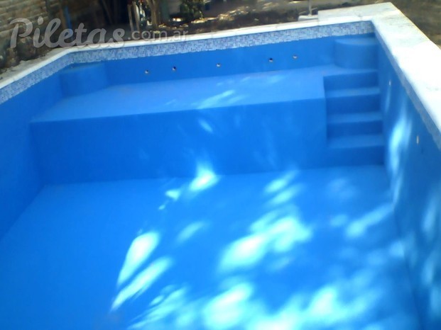 Piscina 7 x 4 . Super comoda.