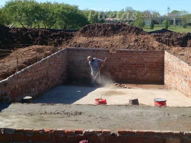 Piscina la mariana 