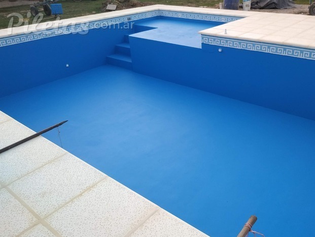 FLUENCE - Piscina ejecutada 1.jpeg