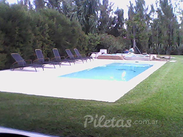 Piscinas MAYLU